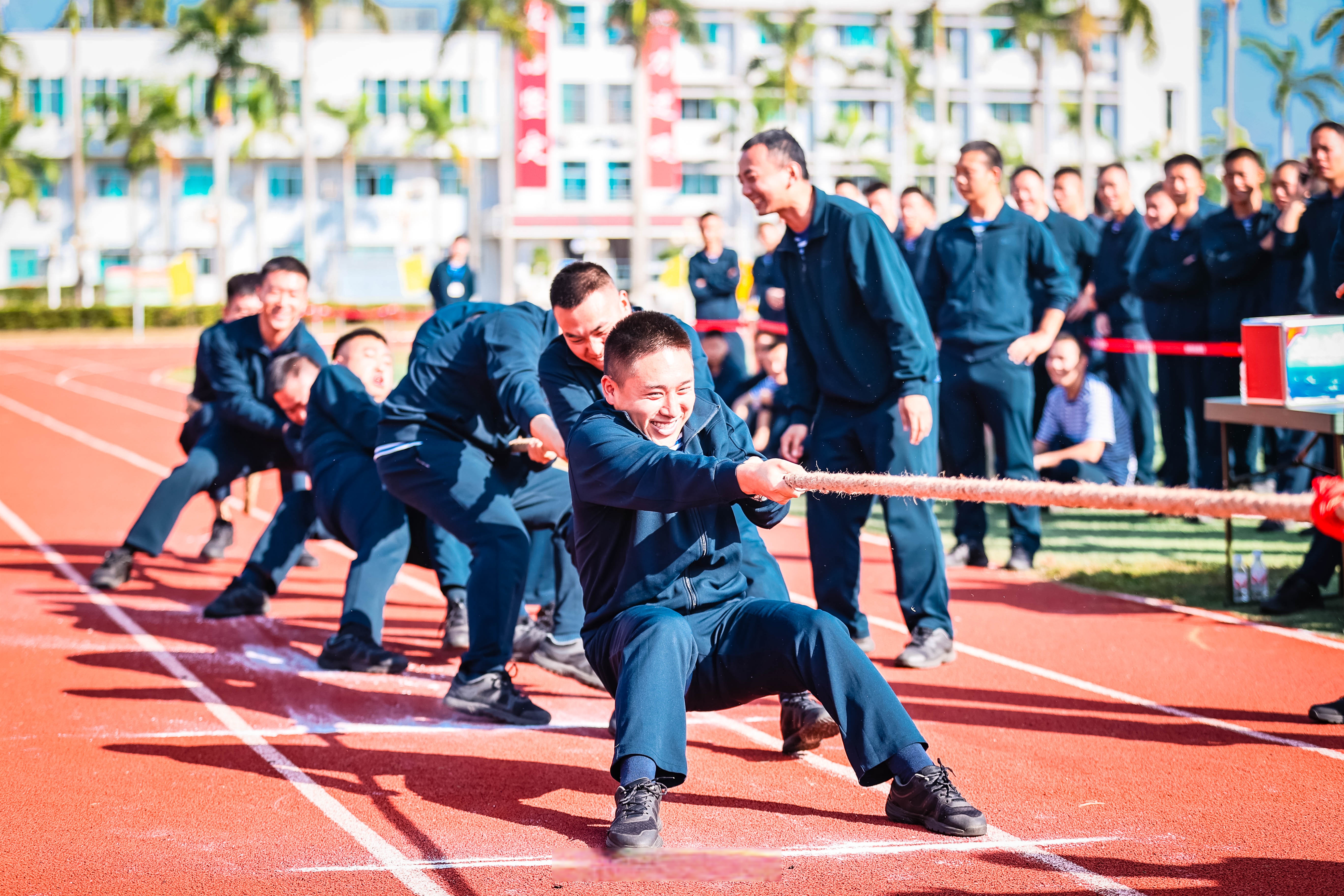 体能训练拉开序幕，球员锻炼逐渐进入状态备战全面